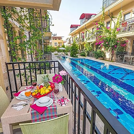فندق Yasam Park فتحية