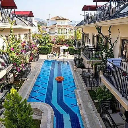 فندق Yasam Park 4*